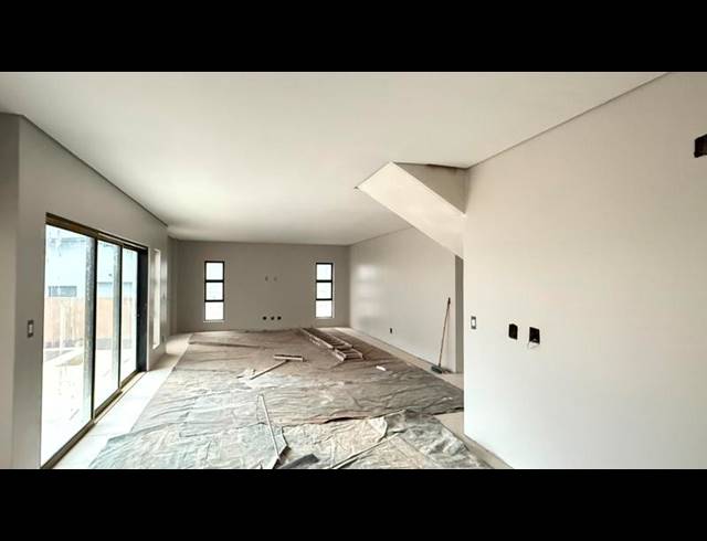 4 BEDROOM HOUSE FOR SALE IN FOUNTAINBROOK ESTATE